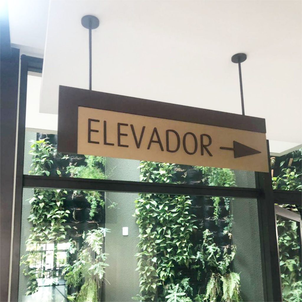 Placas